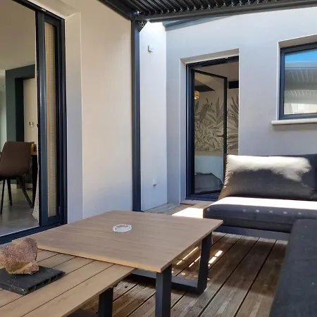 L'ecrin Des Tulipes, Parking Prive, Terrasse, Wi-fi *